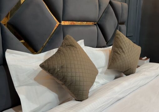 Semi Deluxe Room