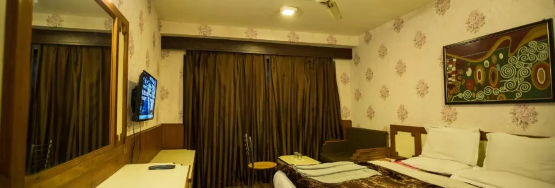 Front View Room